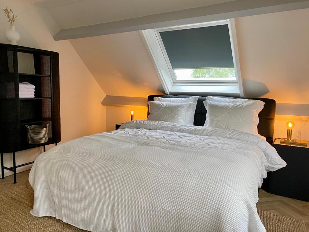 Guesthouse At The Amstel River With 2Br 2Ba And Garden Άμστελβεεν Εξωτερικό φωτογραφία