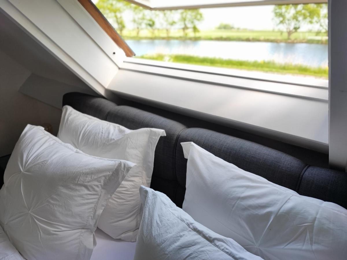Guesthouse At The Amstel River With 2Br 2Ba And Garden Άμστελβεεν Εξωτερικό φωτογραφία